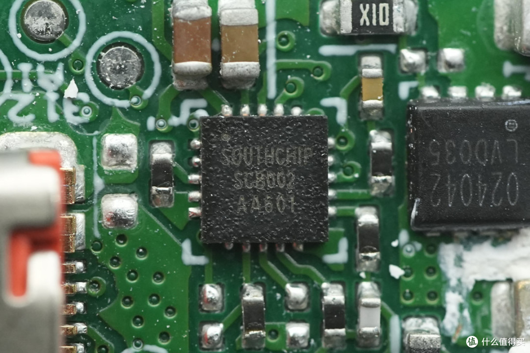 拆解报告:联想150W多口USB-C氮化镓电源适配器