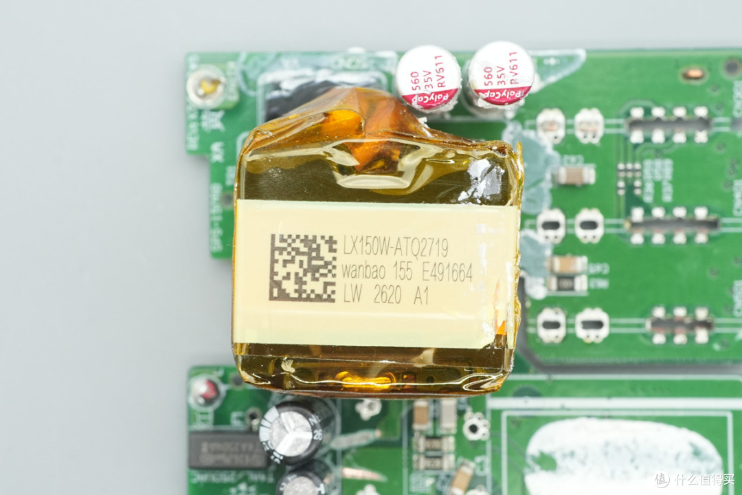 拆解报告:联想150W多口USB-C氮化镓电源适配器