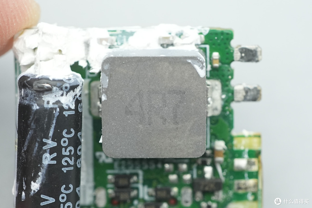 拆解报告:联想150W多口USB-C氮化镓电源适配器