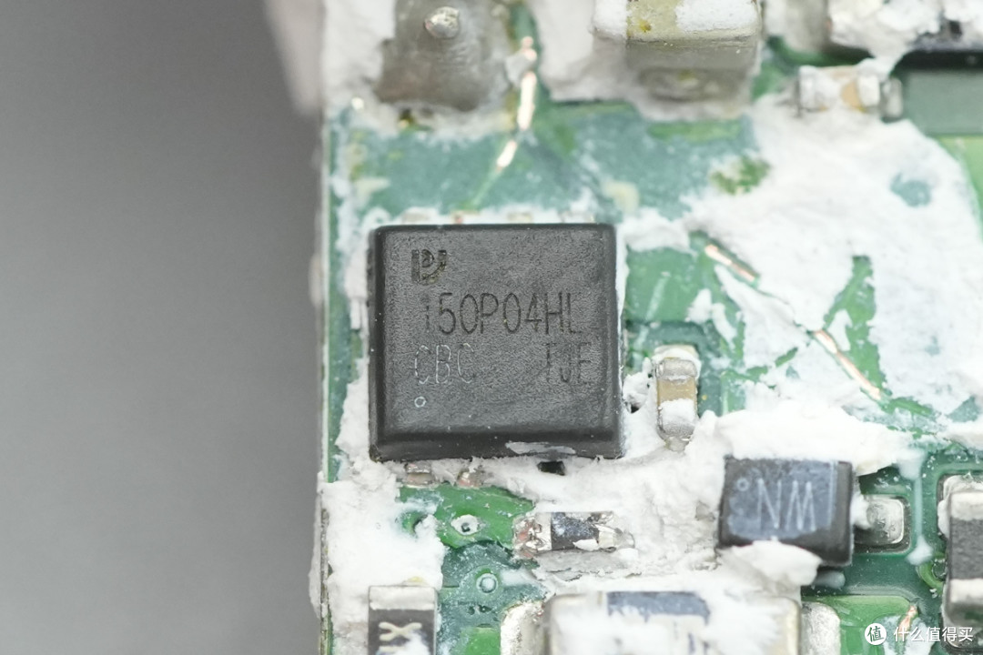 拆解报告:联想150W多口USB-C氮化镓电源适配器