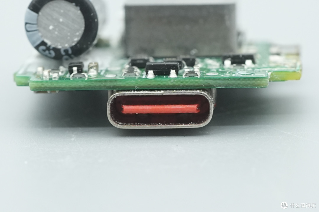 拆解报告:联想150W多口USB-C氮化镓电源适配器