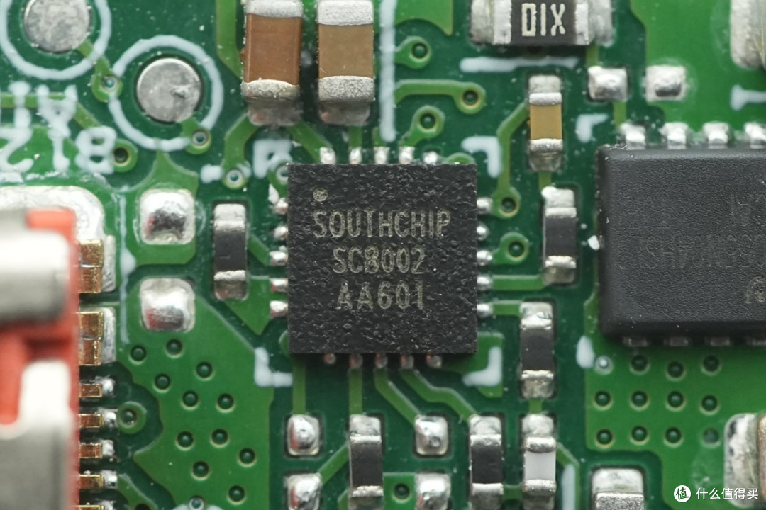 拆解报告:联想150W多口USB-C氮化镓电源适配器