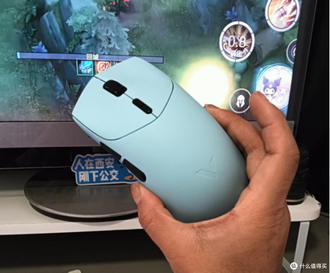 看参数还是看手长?雷柏 VT7s V2 和 VT7 Pro v2:硬件相近,模具