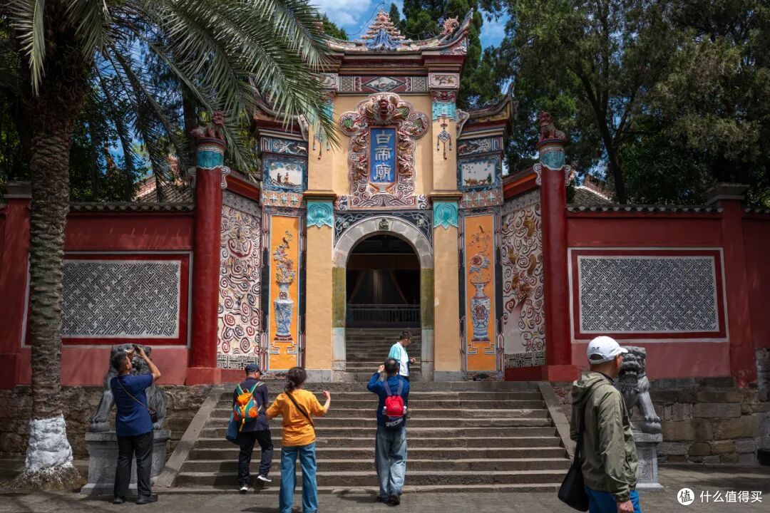 坐拥长江三峡风景美得不讲基本法，文坛大佬都爱在这座城写小作文