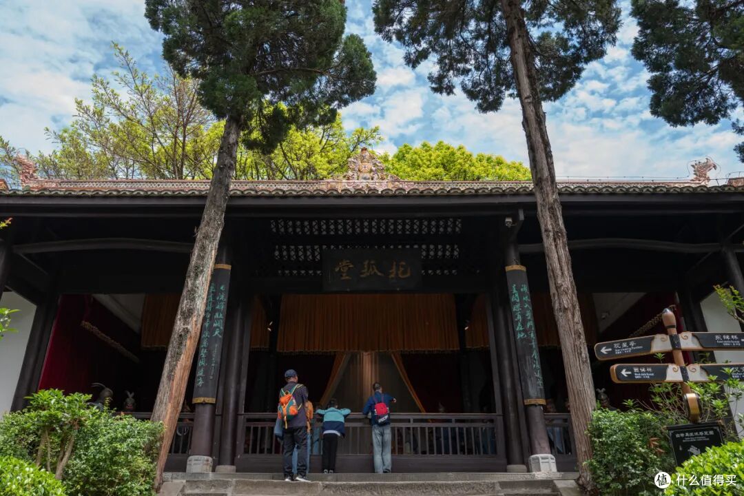 坐拥长江三峡风景美得不讲基本法，文坛大佬都爱在这座城写小作文