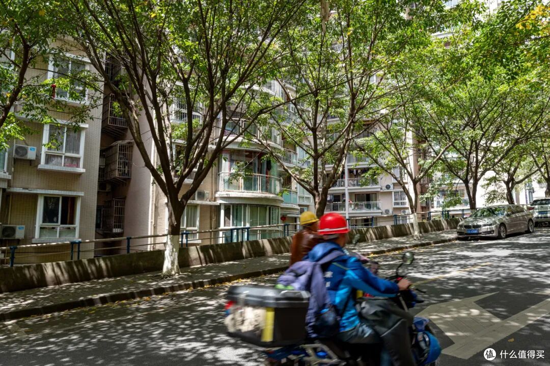 坐拥长江三峡风景美得不讲基本法，文坛大佬都爱在这座城写小作文