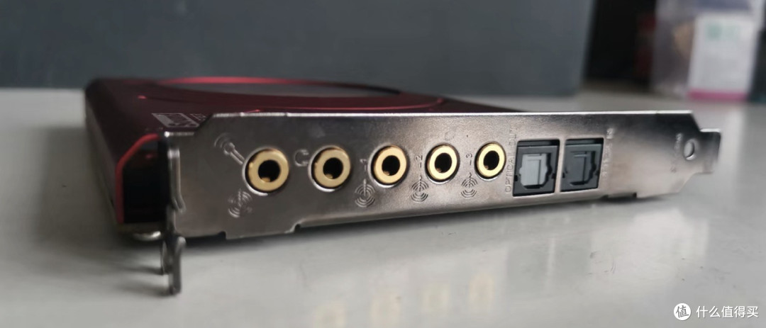 闲鱼大量涌入Sound Blaster Z,116dB信噪比,二手300块值得捡嘛