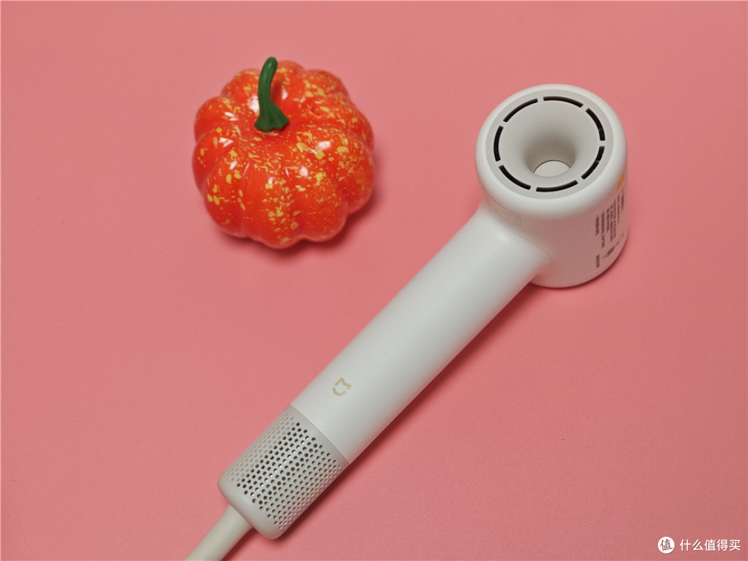 掌心藏飓风,米家高速吹风机 Mini,家用出行两相宜