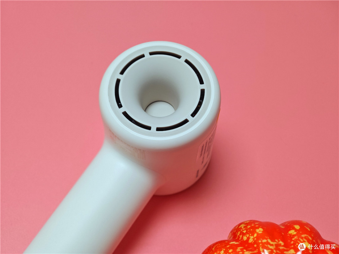 掌心藏飓风,米家高速吹风机 Mini,家用出行两相宜