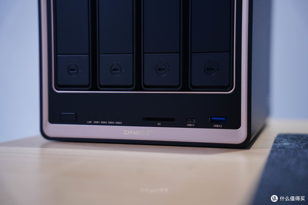 双万兆四盘位绿联DXP4800 GT，游戏、影音、Docker全拿下