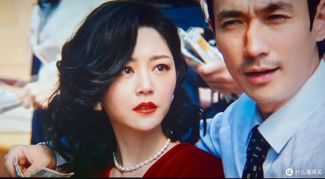 从心理学角度看《空枪》:性格即命运从自卑到表演型人格的万梓强