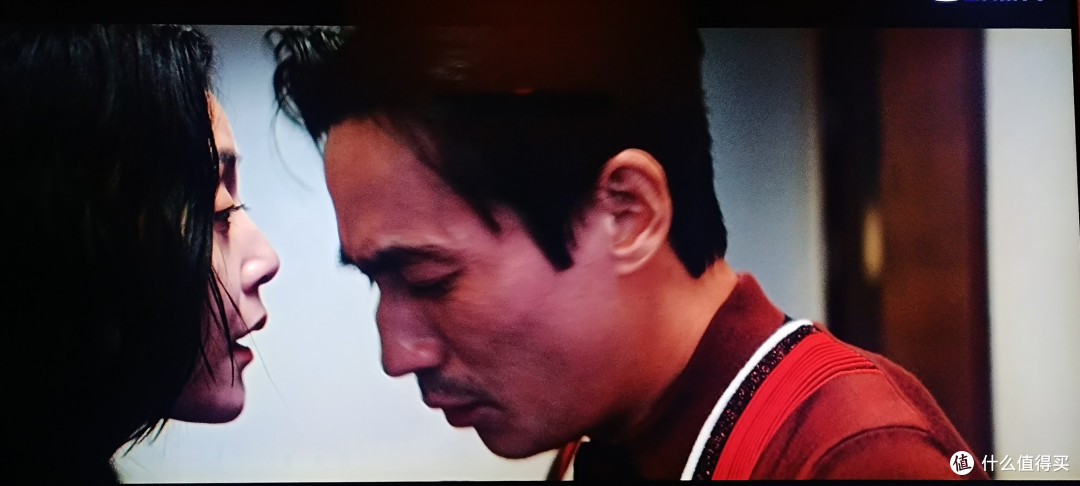 从心理学角度看《空枪》:性格即命运从自卑到表演型人格的万梓强