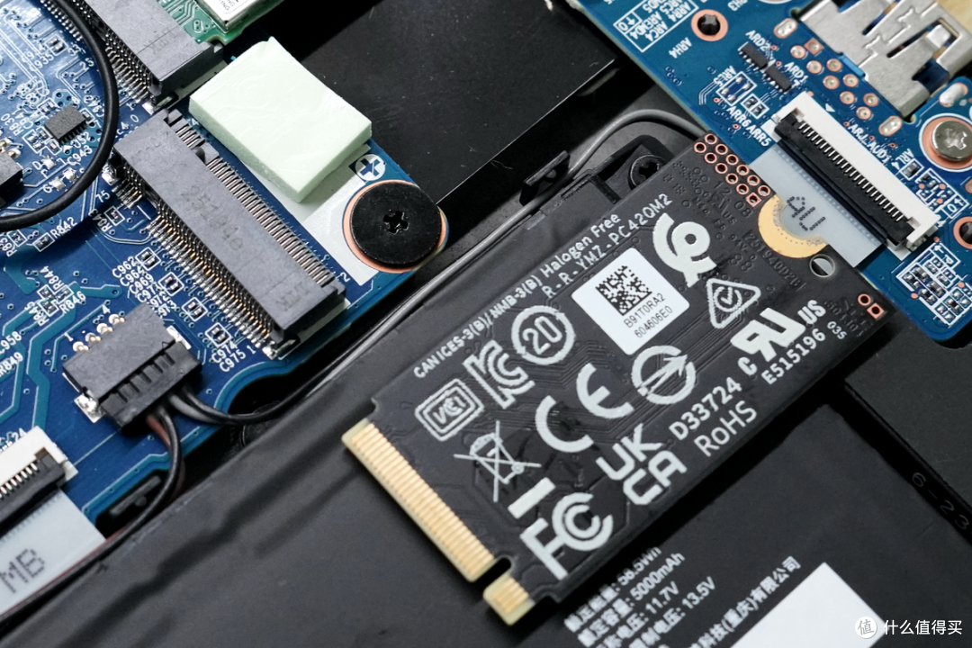 轻薄不厚重、性能不缩水、噪音不扰人，雷神ZERO Air 15全面评测