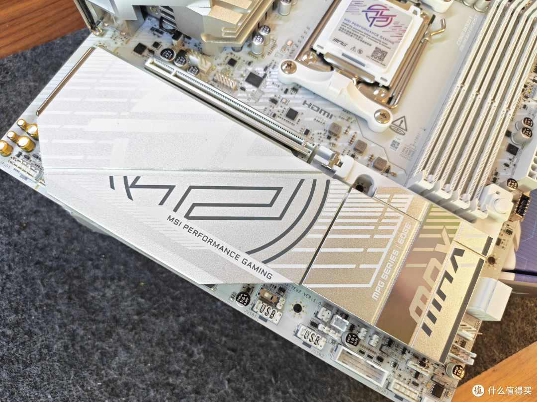 白色装机新选择,微星MPG B850M EDGE TI MAX WIFI刀锋钛主板评测
