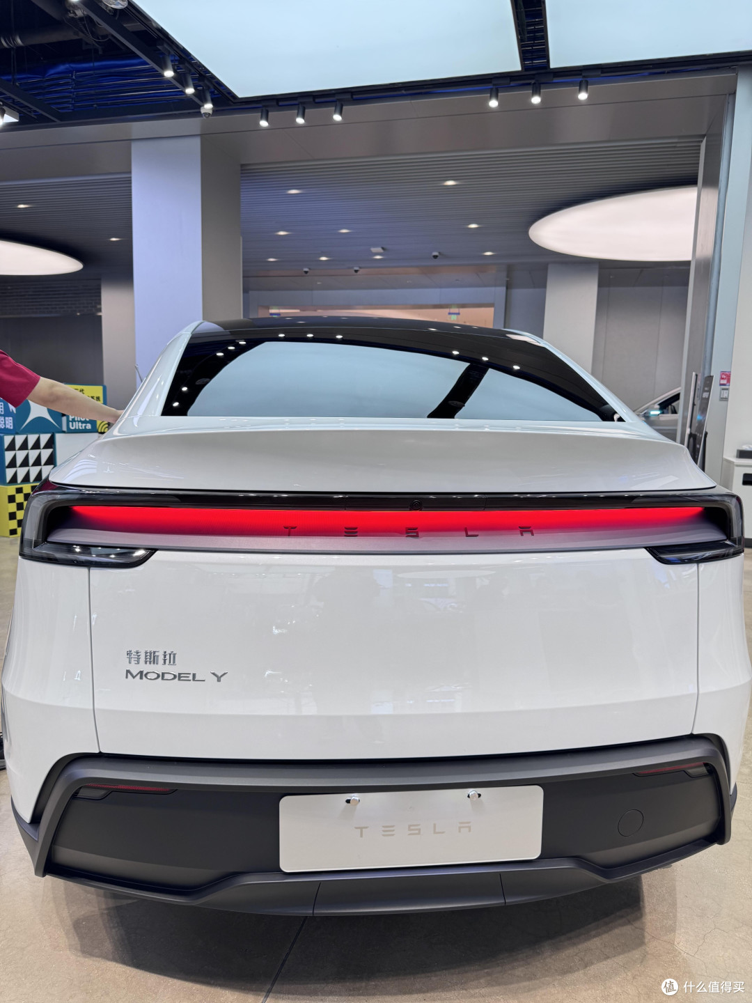 焕新Model Y试驾体验与优缺点分析