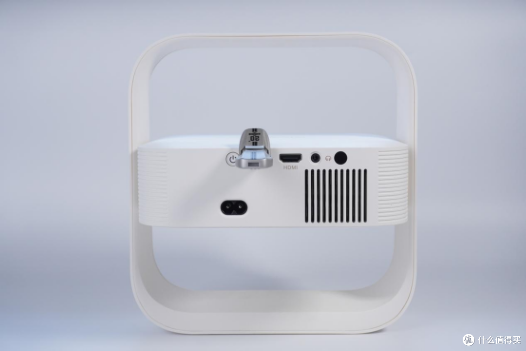 租房党百元投影仪实测：GlowBox 小光盒R1，自带一体式云台