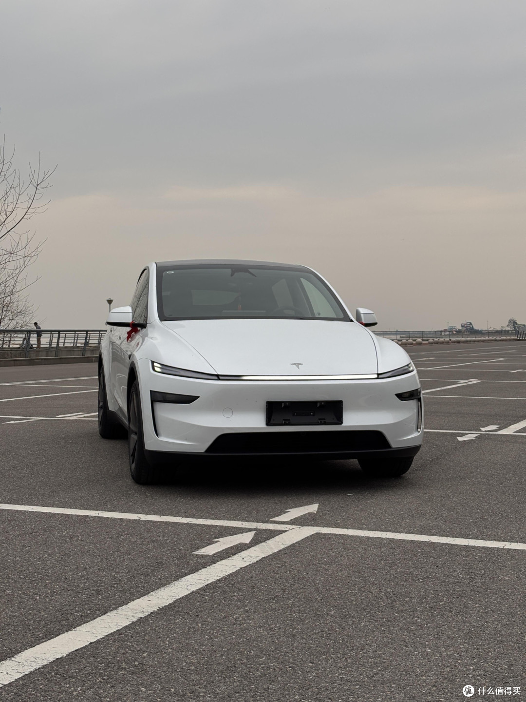 焕新Model Y驾驶与舒适实测