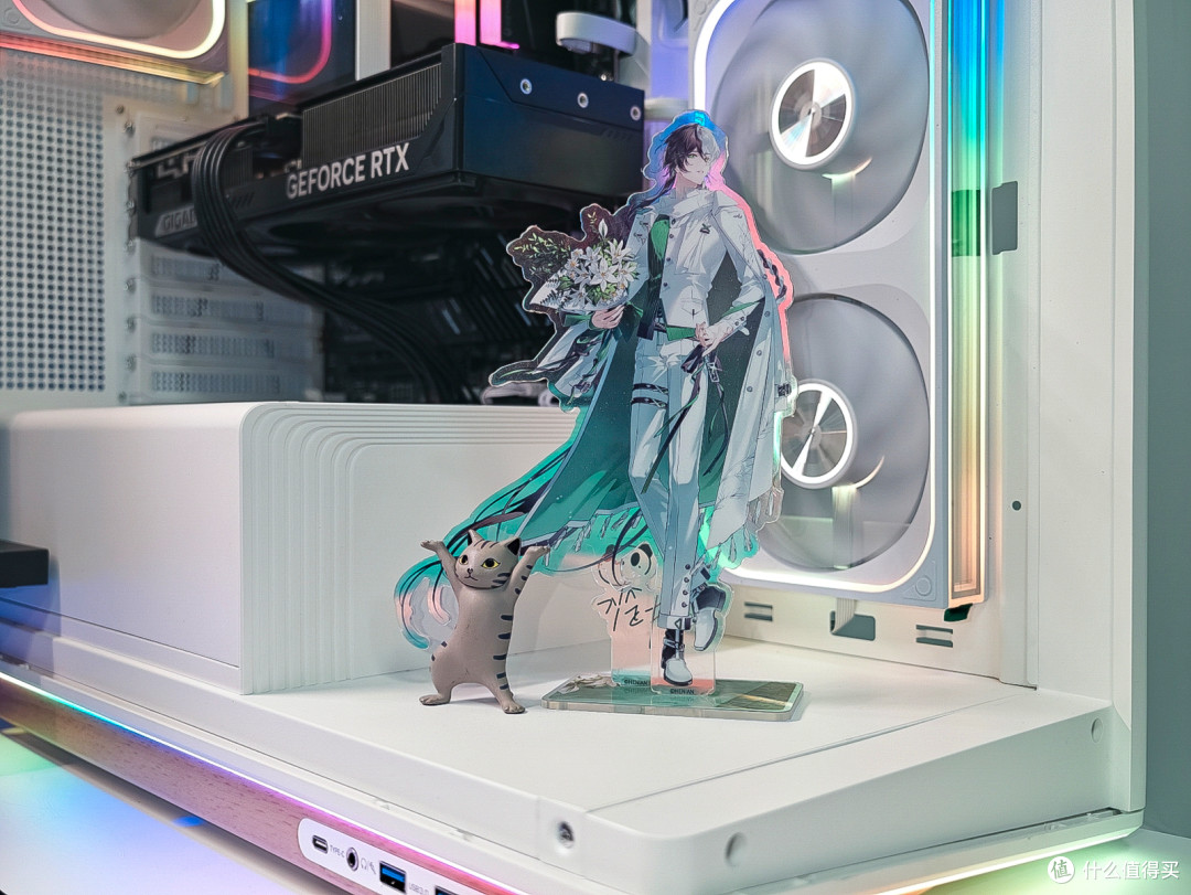 7寸大屏+曲玻机箱+850W金牌，Tt三件套才是大家应装的海景房