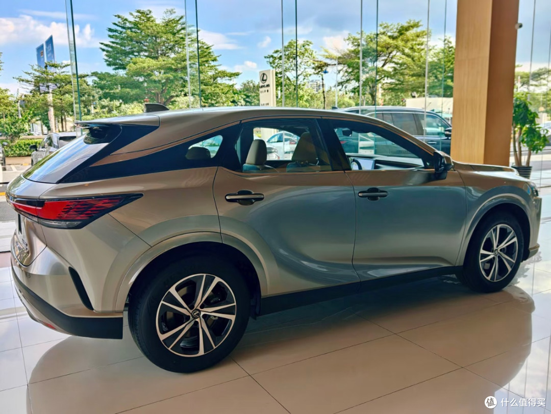 慢品豪华｜雷克萨斯RX300，舒适党本命SUV