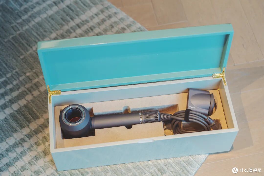 酒店本身不仅是个艺术品，温泉季还是难得的真温泉！