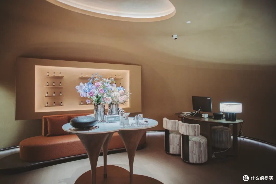 酒店本身不仅是个艺术品，温泉季还是难得的真温泉！