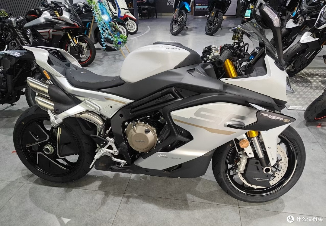 春风750SR-S奢华运动实测