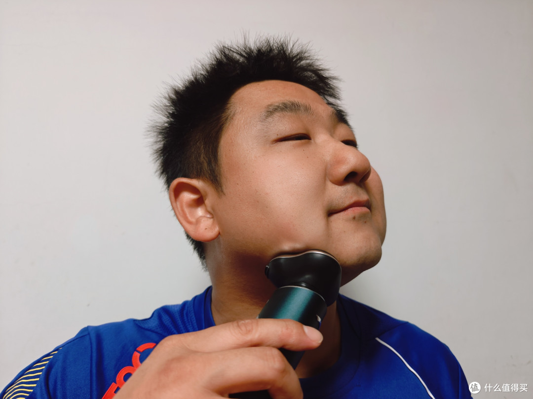 把“剃干净”做到偏执，23000转高转速，未野MAX剃须刀实测分享！