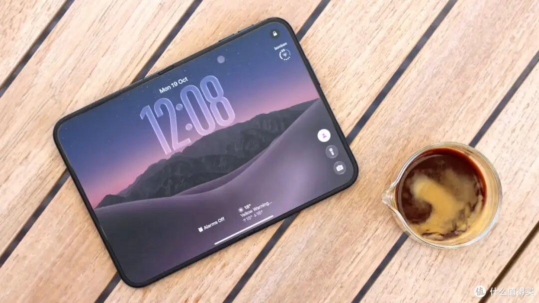 15999元的iPhone Duo,修一次内屏7998元,还排不上队