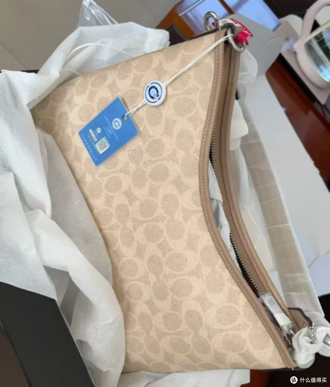 6折在唯品会拿下COACH CEY95,分享下实际体验