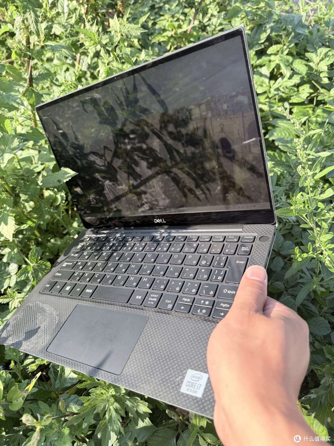 1650 元 XPS 13 7390：4K 屏、六核，掌托磨白自己修只要几十块