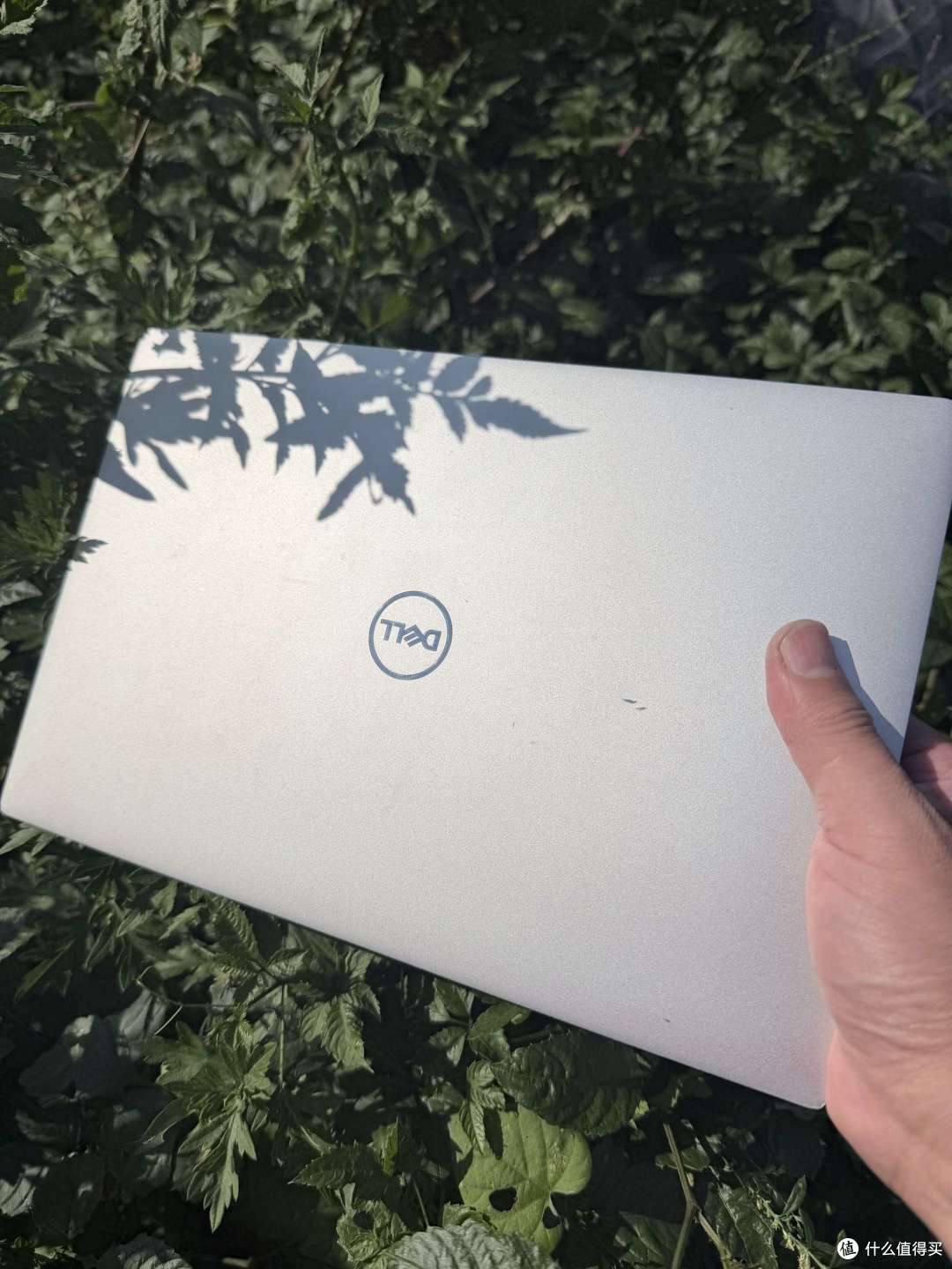 1650 元 XPS 13 7390：4K 屏、六核，掌托磨白自己修只要几十块