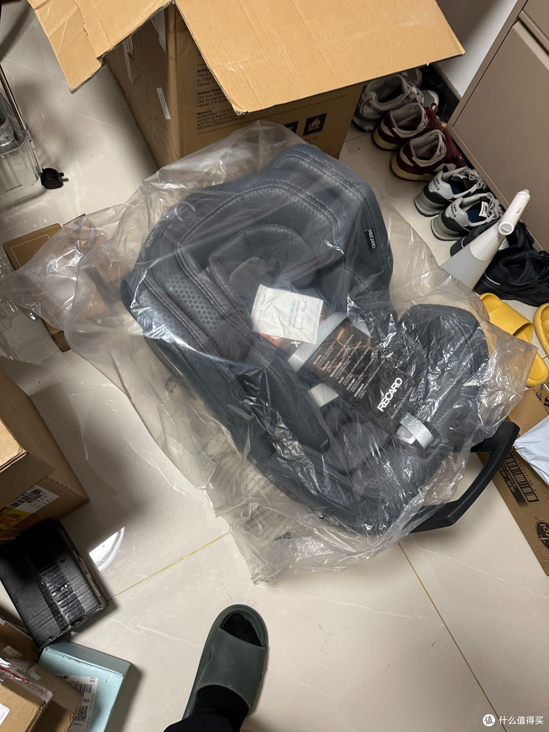 新生儿窝脖子?选对座椅很重要