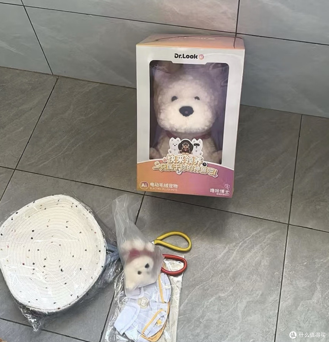 别买噜咔博士Calolo！798元买的AI机器狗，再开机就不认识孩子了