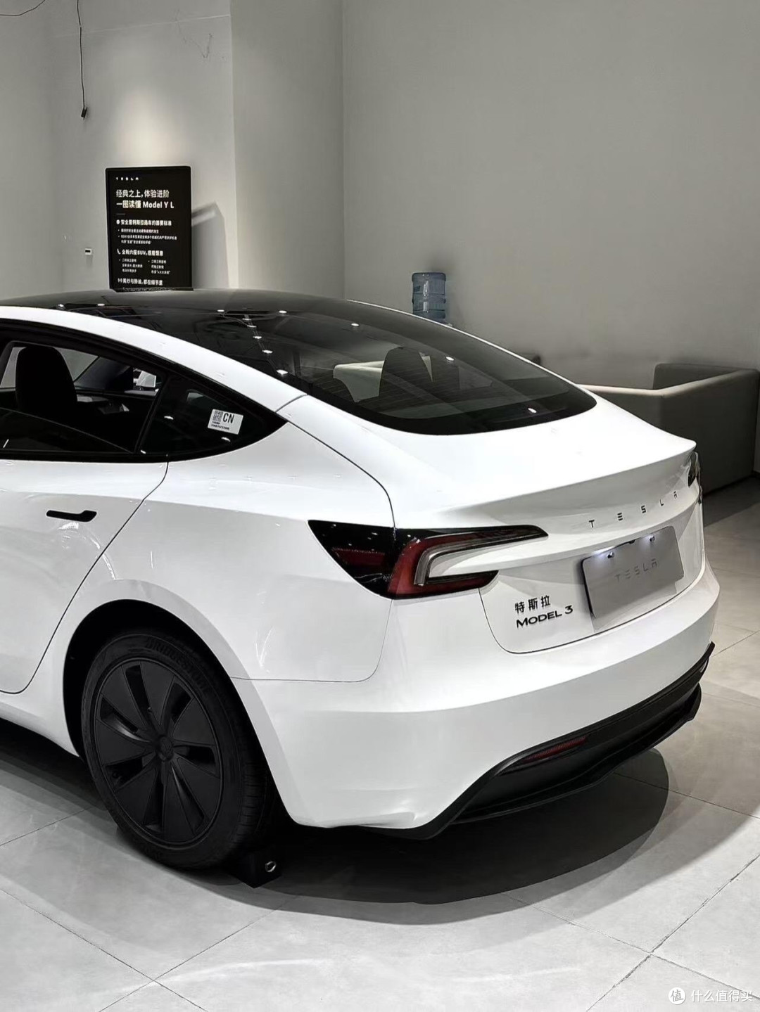 Model 3实测：驾驶优先的取舍之道