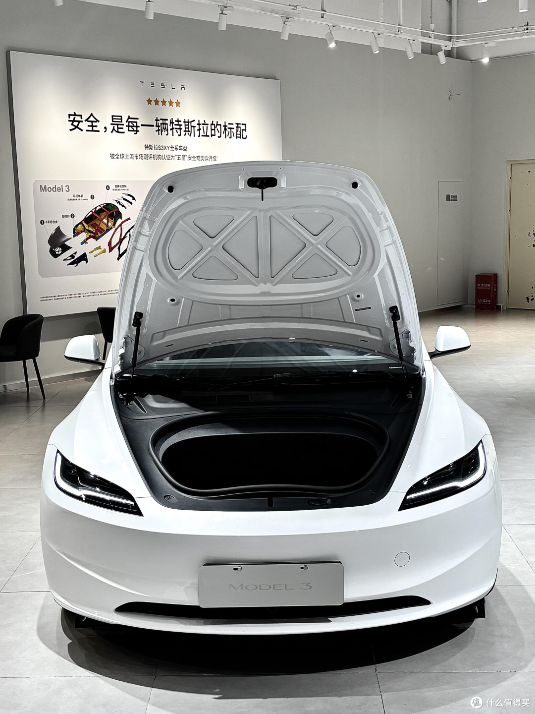 Model 3实测：驾驶优先的取舍之道