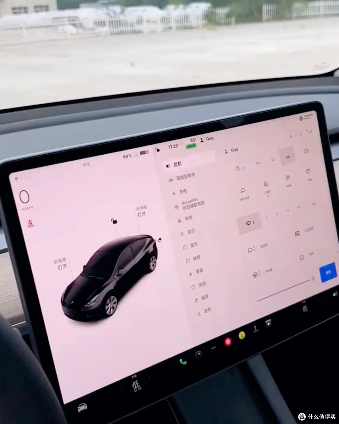 沉浸式体验Model Y！摸遍全车细节，到底值不值得买！