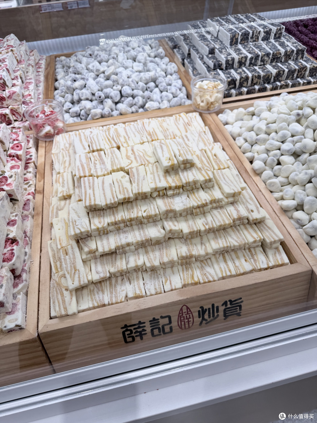薛记炒货探店，零食爱好者的快乐天堂