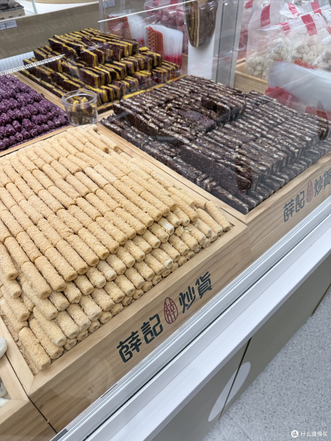 薛记炒货探店，零食爱好者的快乐天堂