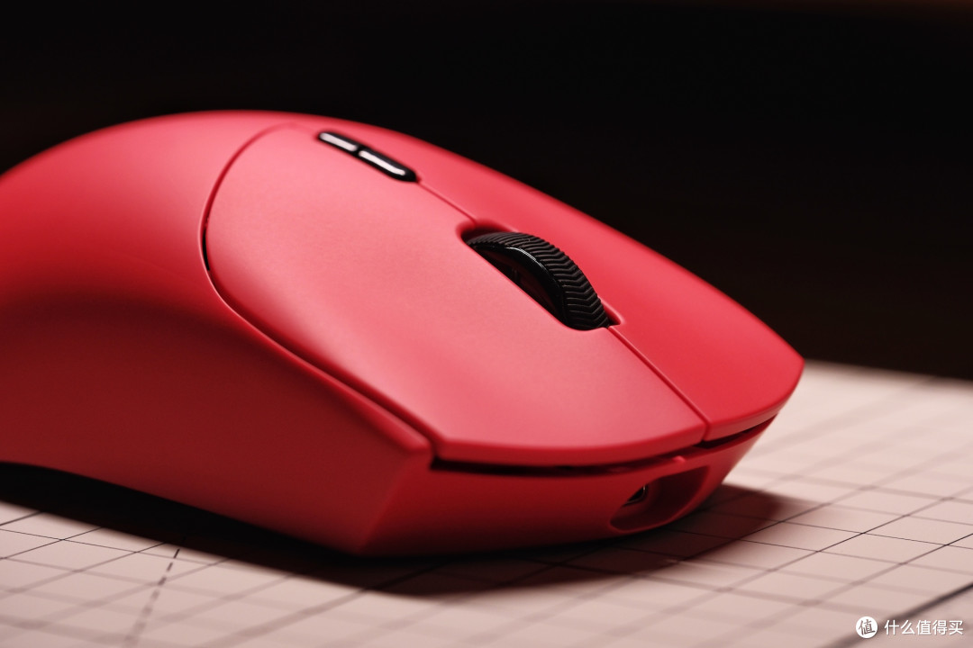 雷柏 VT7s PRO V2 和 VT7 V2 实测:手型与配置,到底怎么取舍?