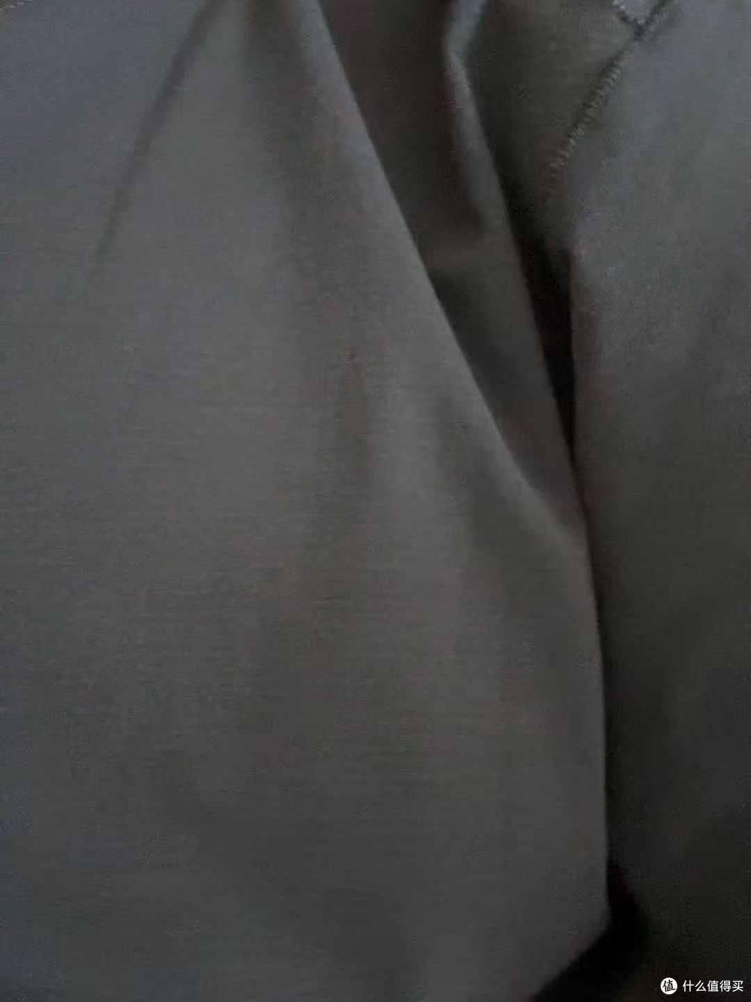 不粘人速干T恤：三条产品线里它最轻薄