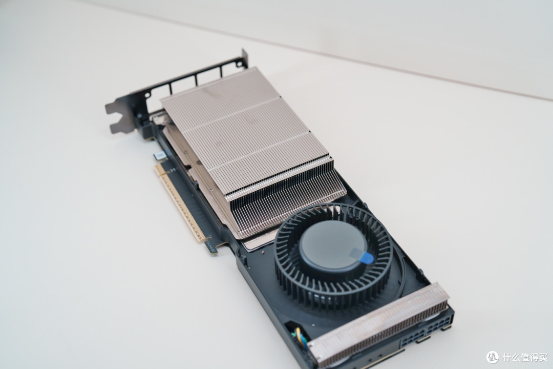 Battlemage的最后拼图——蓝戟 GUNNIR Arc Pro B65 TF 32G 评测