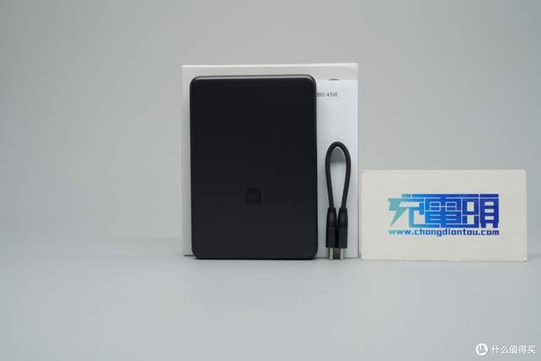 拆解报告:小米金沙江10000mAh 45W 新国标超薄磁吸移动电源