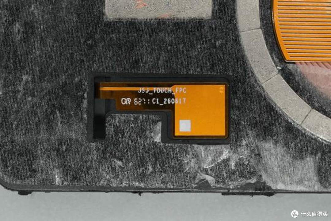 拆解报告:小米金沙江10000mAh 45W 新国标超薄磁吸移动电源