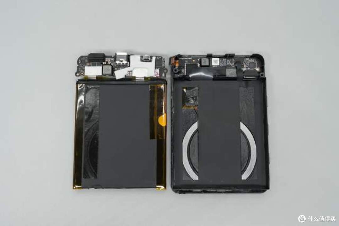 拆解报告:小米金沙江10000mAh 45W 新国标超薄磁吸移动电源