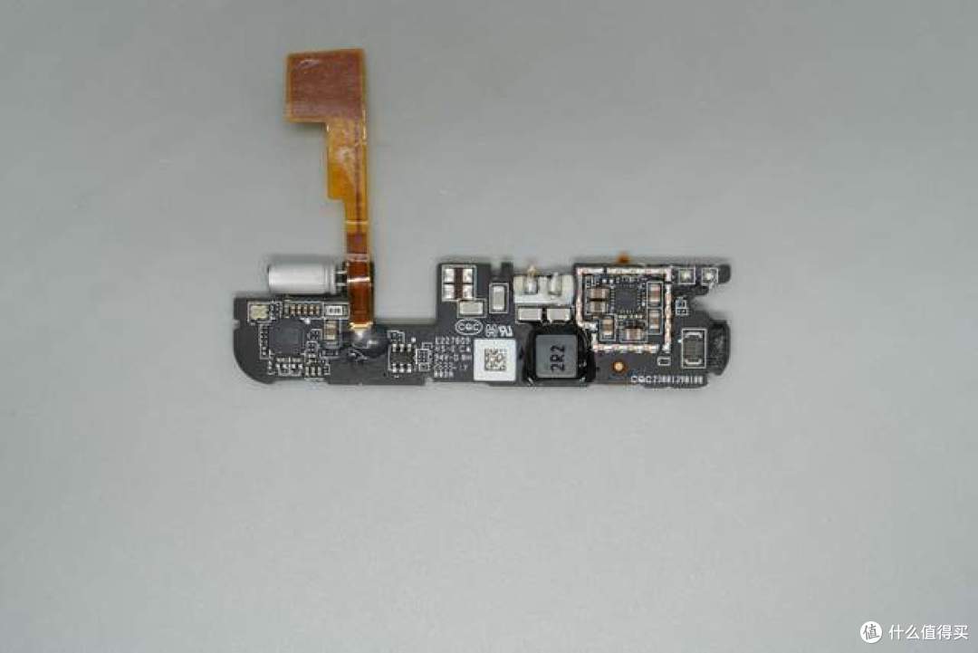 拆解报告:小米金沙江10000mAh 45W 新国标超薄磁吸移动电源
