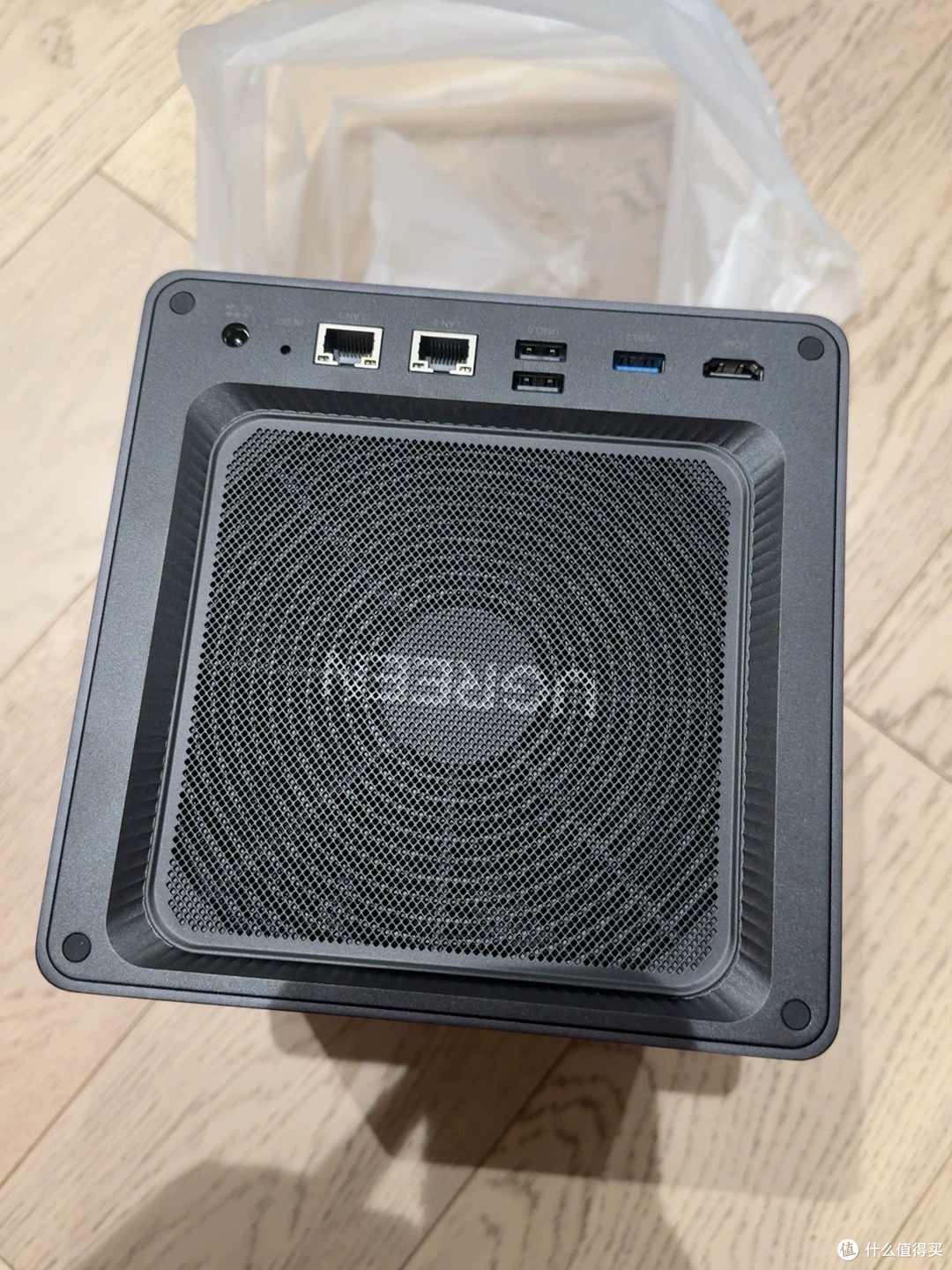 1449元绿联DXP4800内存被拆，官方空机要2699
