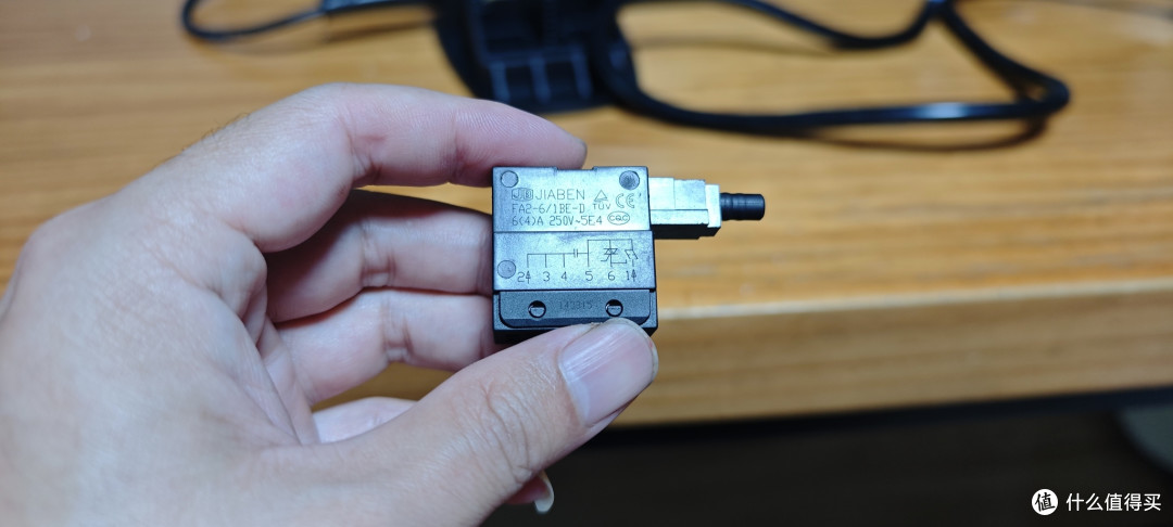 调速开关的接线记一下