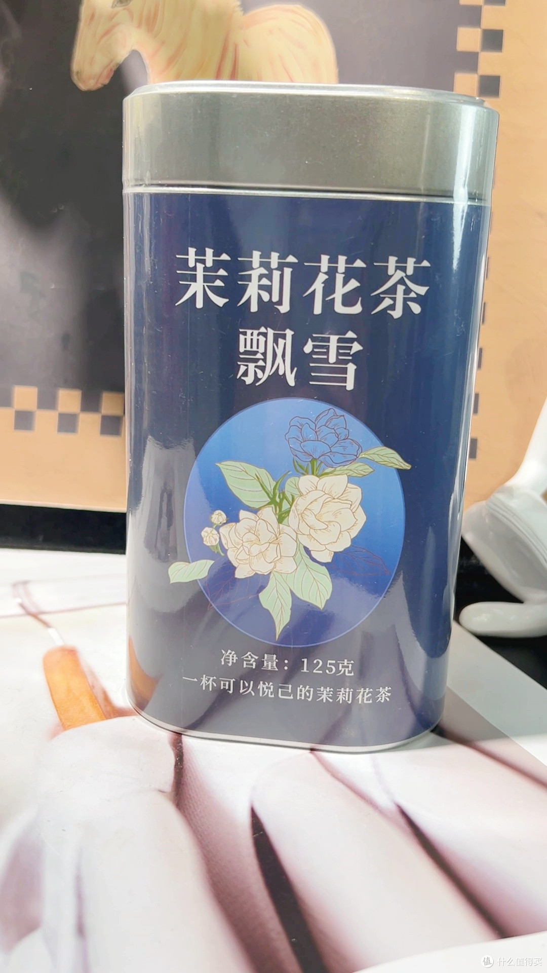 银针做坯的飘雪,芽头是看得见的