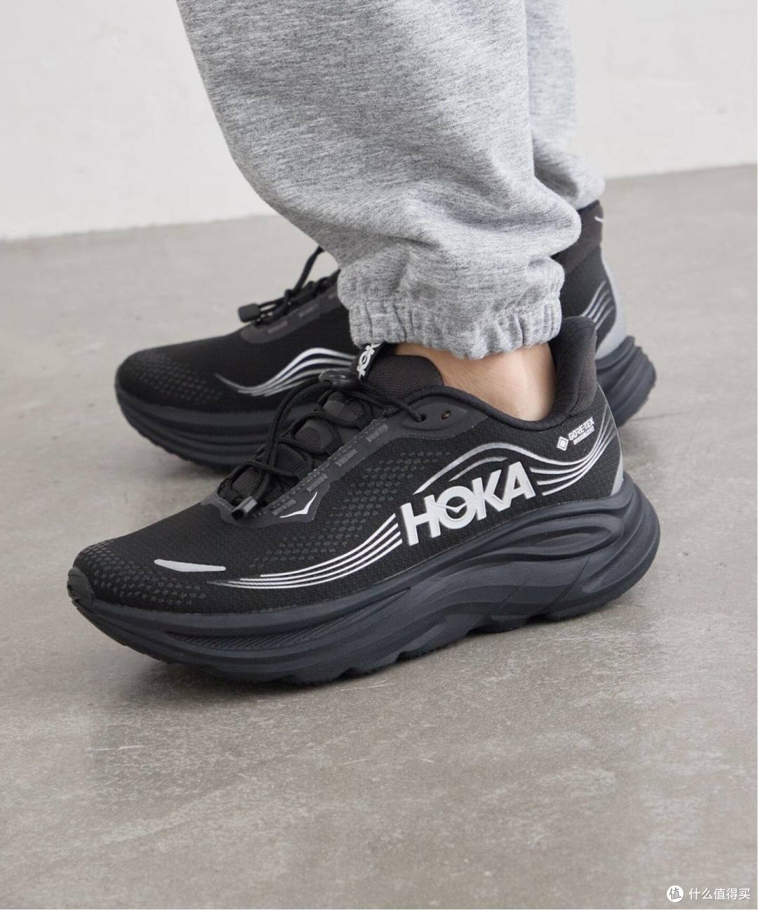 2026 双11 HOKA CLIFTON 11 GTX 雨天通勤值不值?缓震、防水、百搭三笔账|选购指南