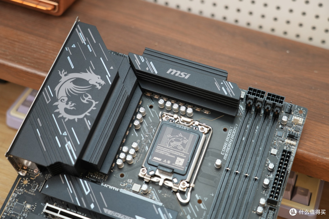 稳扛旗舰U满负载 微星Z890 GAMING PLUS WIFI6E千元神板体验